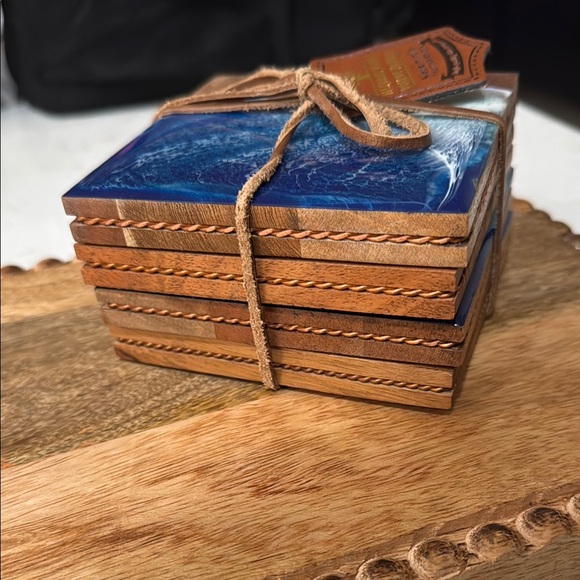 Ocean Wave Wood Cheese Board with Four Coasters - Picture 2 of 5